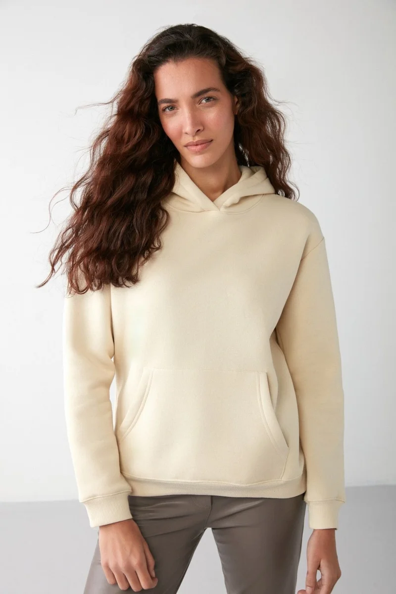 جريميلانج Adel Relaxed Fit Knitted Kangaroo Pocket Hooded Vanilla Sweatshirt