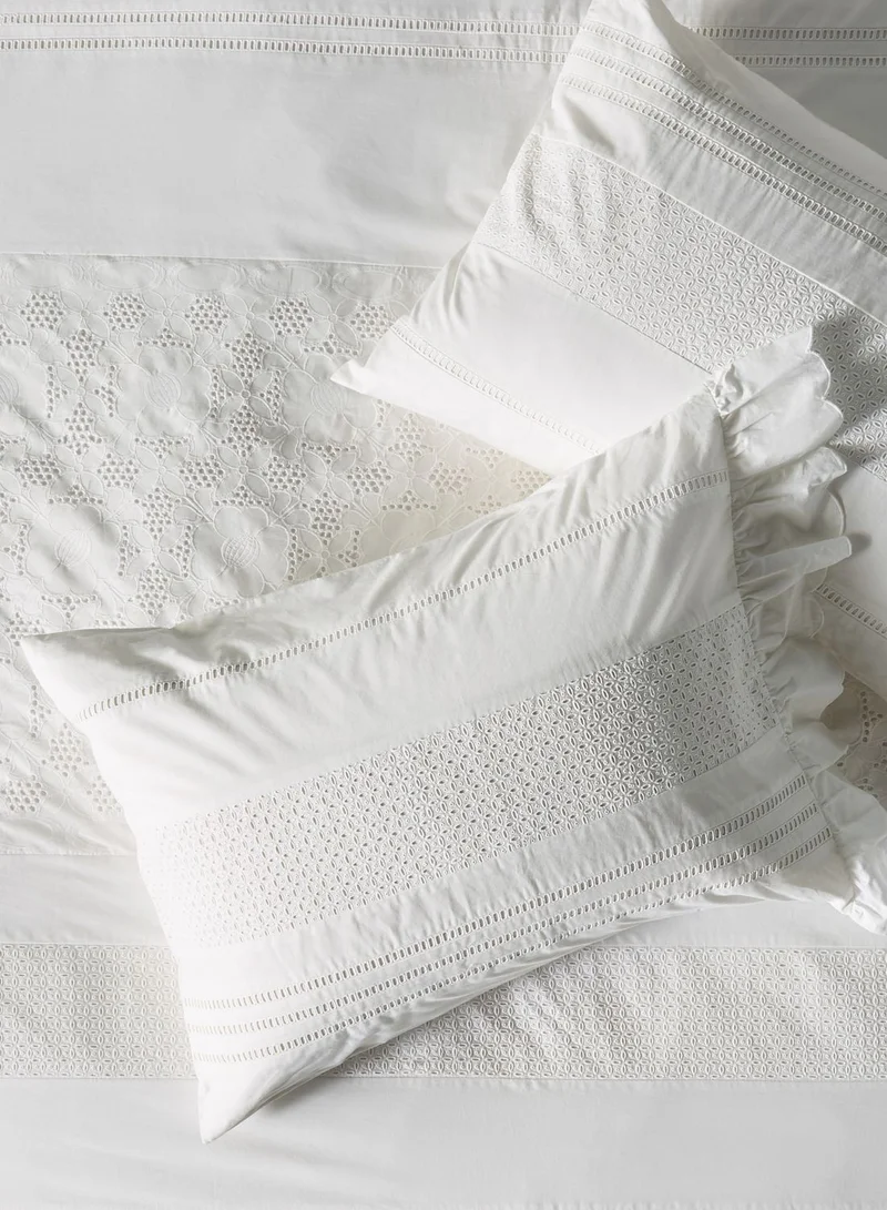 Anthropologie Home 2 Pack Corrine Eyelet Pillows