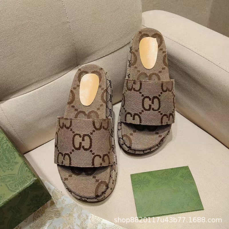 2023 New G Home Printed Embroidered Letters Platform Slippers Casual Mickey Strawberry Plus Size Women'S Shoes - Image 1
