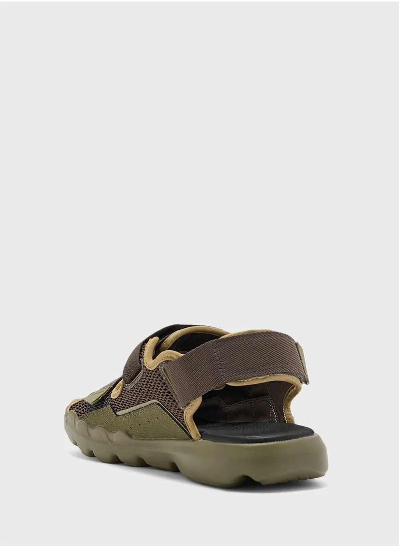 ANTA Basic Sandals