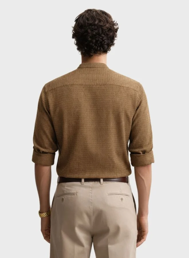 The Indian Garage Co Men Slim Fit Textured Mandarin Collar Full Sleeves Shirt