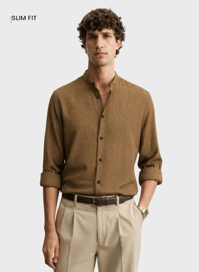 The Indian Garage Co Men Slim Fit Textured Mandarin Collar Full Sleeves Shirt