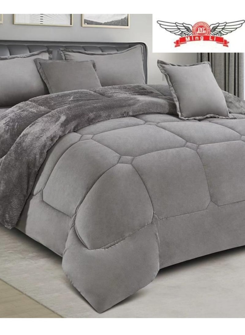 مينجلي مفرش شتوي نفرين نظام وجهين وجه مخمل وجه فرو - طقم مفارش 6 قطع ( 1 مفرش + 1 واقي مرتبة مطاط + 4 أغطية وسائد ديكورية )  مقاس المفرش 230X250 سم ومقاس واقي المرتبة 200×200+40 سم - Image 2