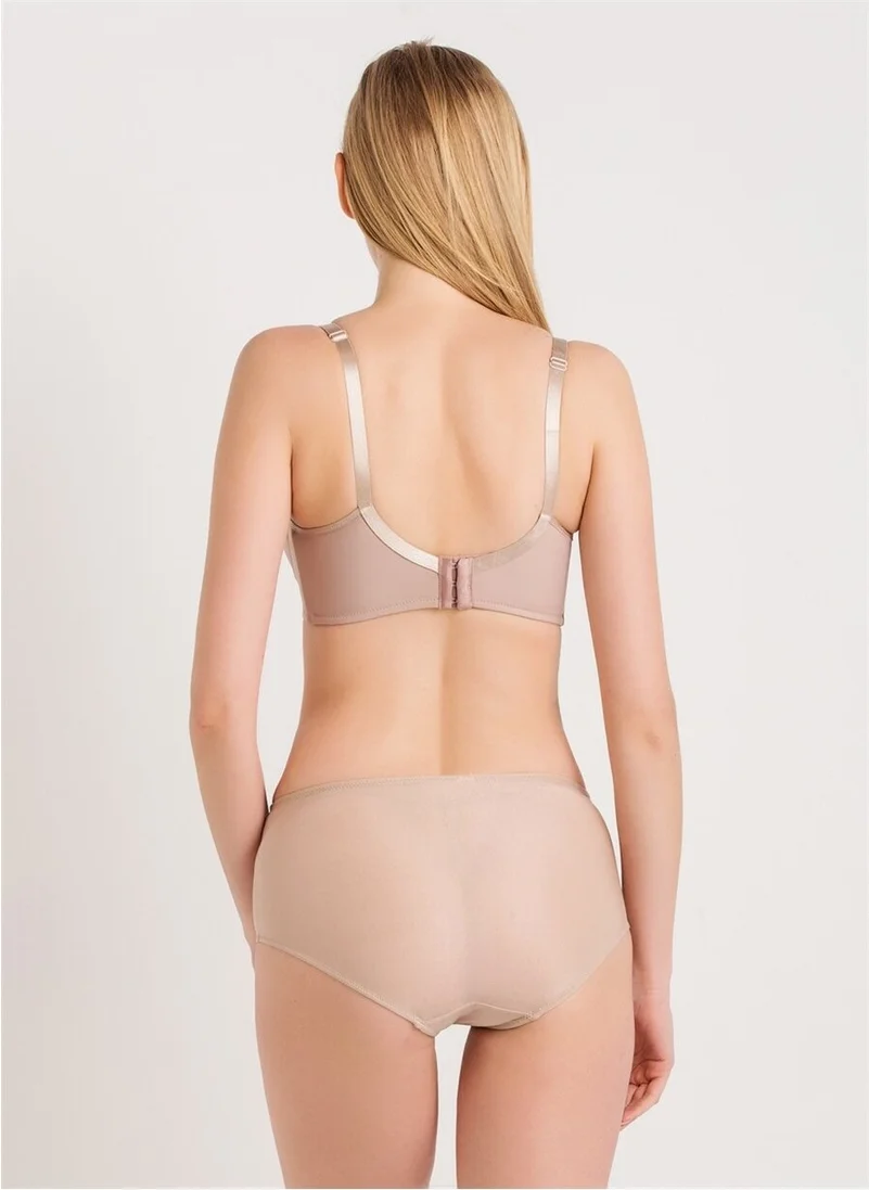 Magic Form 3983 Plain Fabric Tulle Gathering Large Size Hollow Underwire Bra