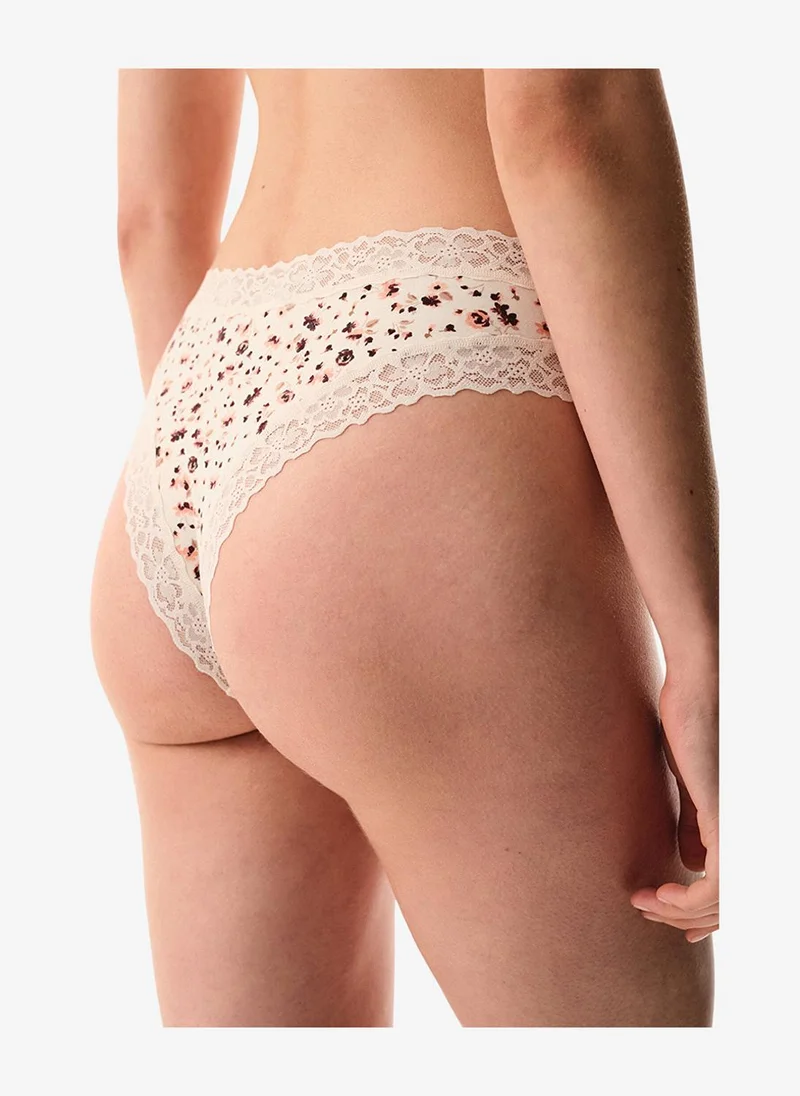 بنتي Women Comfy Cotton Brazilian Cream/Pink Briefs