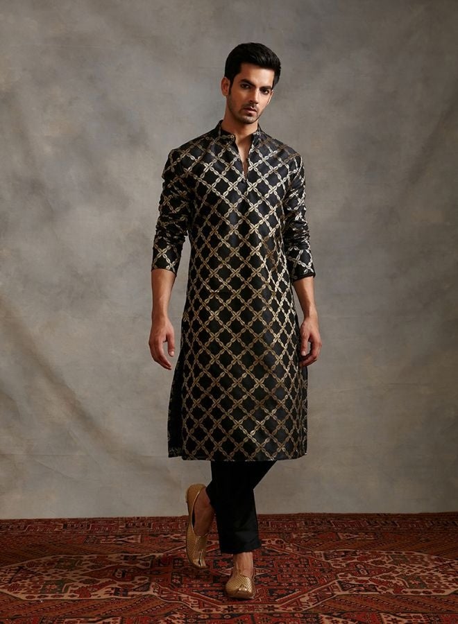 Abhishti Banarasi zari kurta Set - Metallic black  - Image 1