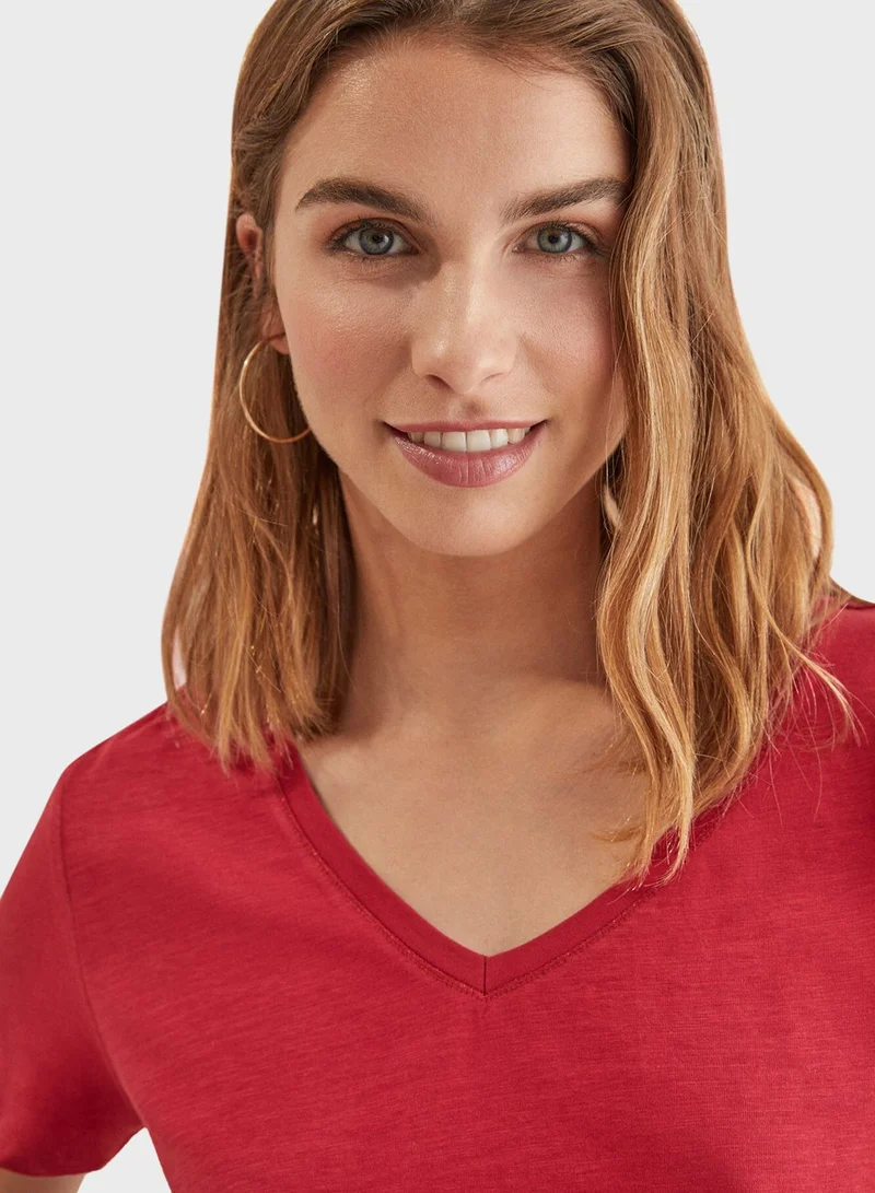 women'secret V-Neck T-Shirt