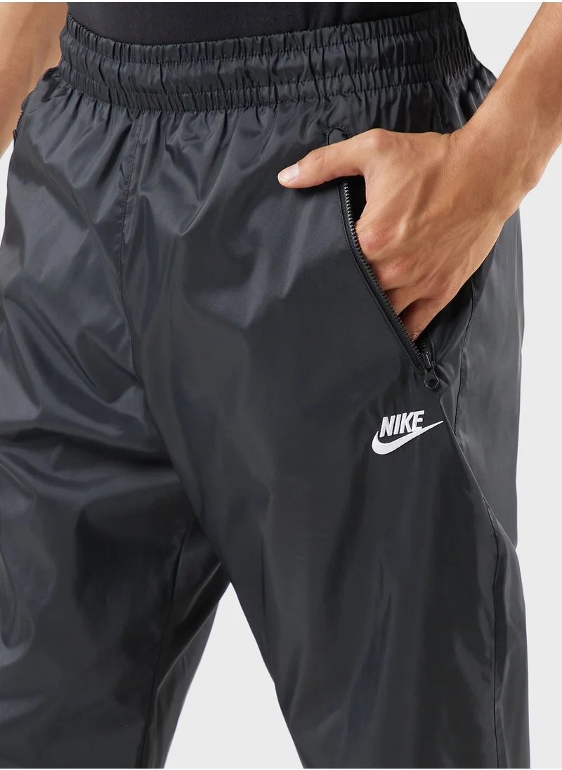 Nike Essential Woven Pants