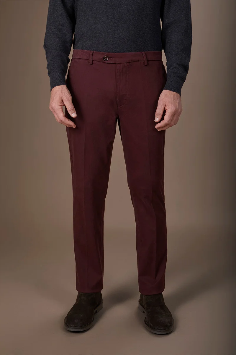 دوبل غانغر Classic men's chinos in regular fit with stretch twill construction - Bordeaux