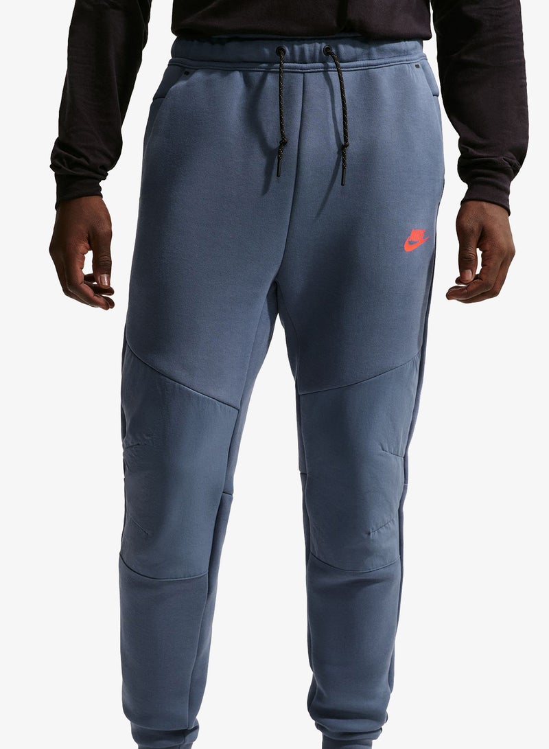 Nike Tech Mix Joggers - Image 3