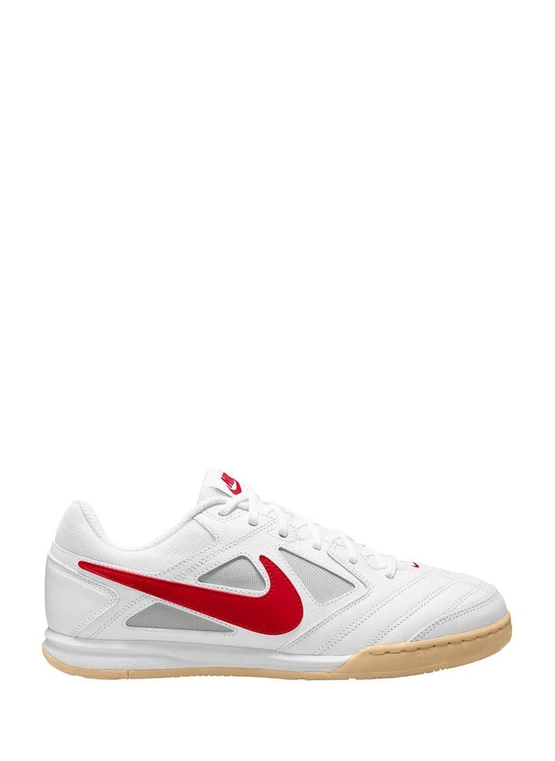 Nike Gato