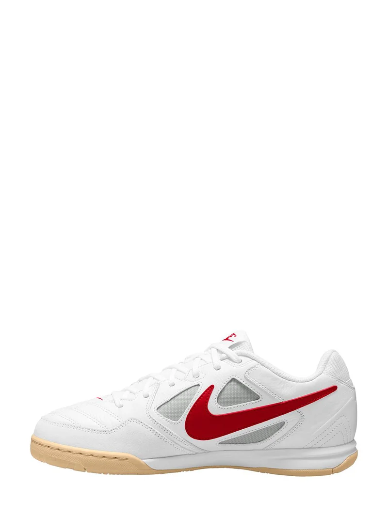Nike Gato