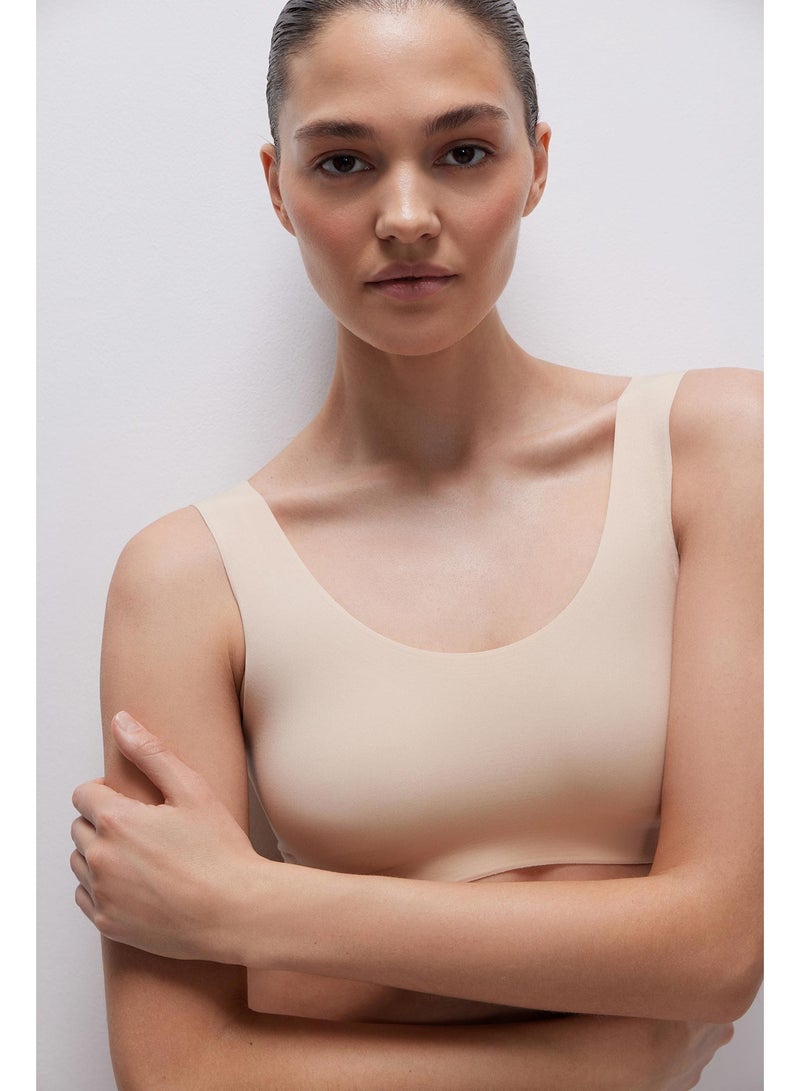 belle you Invisible Laser-Cut Bustier Top with Cups Nude– Seamless Wide Strap Bra Top for Women, Adjustable Hook Band, Wireless Support, Yoga & Everyday Wear - Image 2