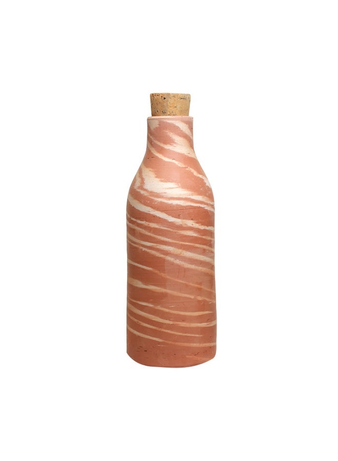 ارك زجاجة ماء نيريكومي تيراكوتا من آرك، مصنوعة يدويًا، بغطاء من الفلين | زجاجة ترطيب من الطين الطبيعي لمياه شرب باردة وقلوية | إصدار حرفي محدود | سعة لتر واحد - Image 1