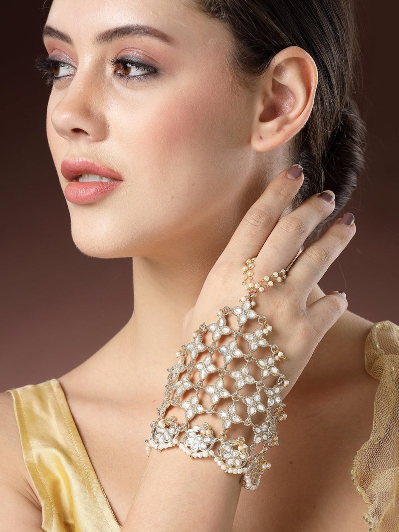 Karatcart Gold Plated Floral Kundan Hathphool for Women - Image 3