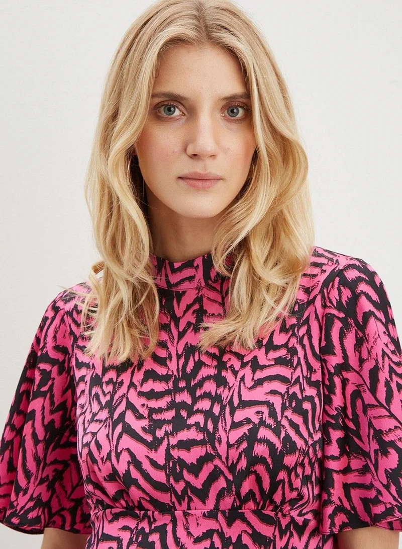 DOROTHY PERKINS Angle Sleeve High Neck Printed Top