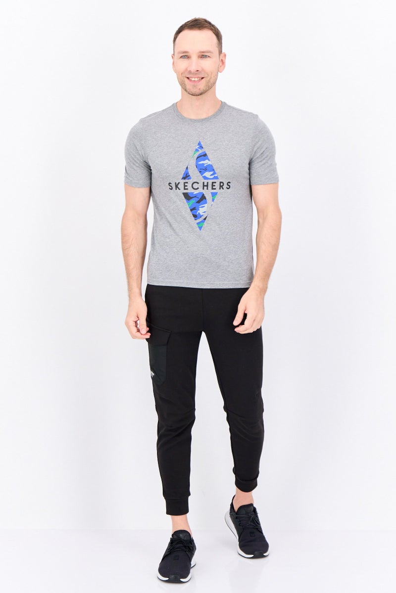 SKECHERS Men Sportswear Fit Short Sleeves Camo Training T-Shirt, Light Grey - Image 4