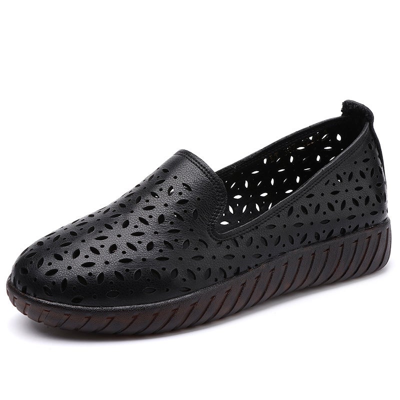 Genuine Leather Mother Shoes Women'S Soft Bottom Hollow Comfortable Soft Bottom Hole Shoes Women'S Leather Shoes Sandals 24 Years Summer Single Shoes - Image 1