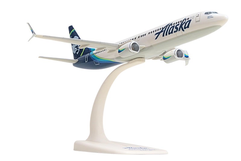 SkyMarks Alaska Airlines Boeing 737-900 1:200 Scale Collectible Injection-Molded Plastic Airplane Model with Display Stand, Officially Licensed Model for Ages 14+ - Image 5