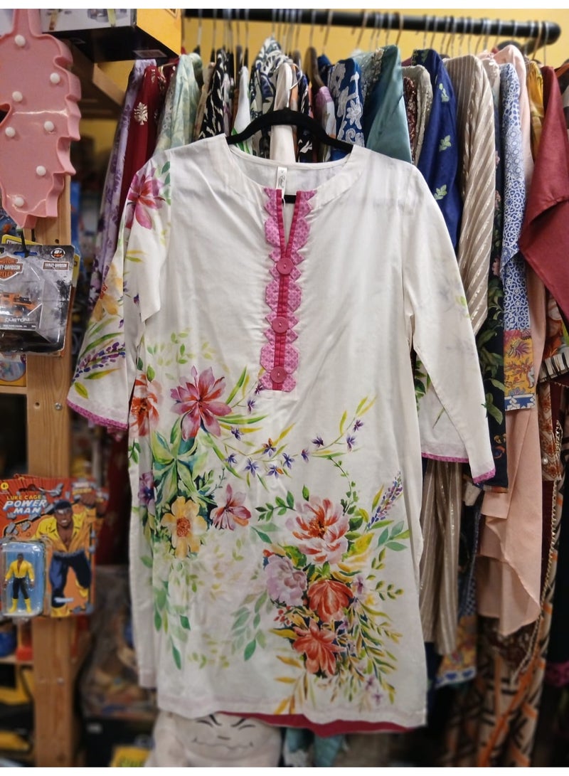 Women's Floral Print Kurti, White with Pink Button Detail, 3/4 Sleeve, Soft Lawn Viscose, Fits Medium to Large - Image 2