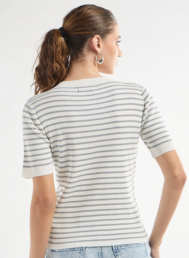 سبلاش فيڤ تيشيرت مخطط بياقة عالية وأكمام قصيرة - Image 3