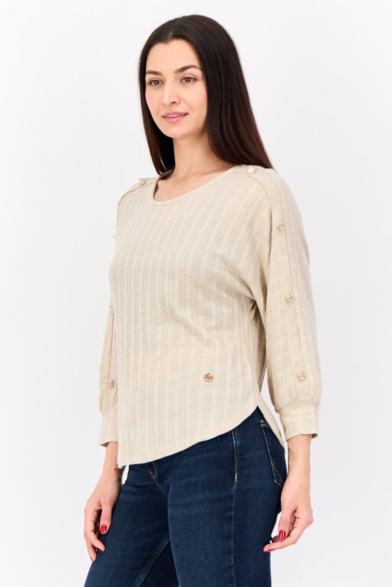 ADRIENNE VITTADINI بلوزة نسائية بياقة دائرية منقوشة، بني فاتح - Image 2