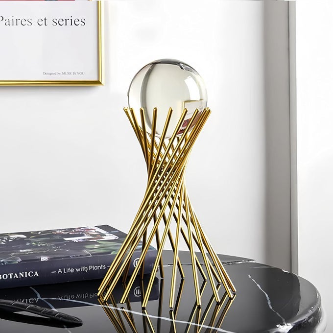 FANTASY CLEAR CRYSTAL BALL WITH GOLD ART DECO STAND LIGHT LUXURY CRYSTAL SPHERE FOR PHOTOGRAPHY ORNAMENTS BOOKCASE DECOR WEDDING AND PARTY