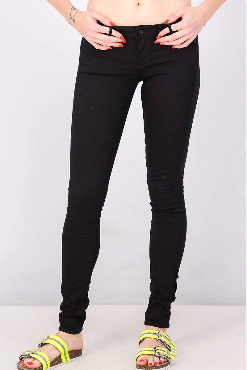 GUESS Women Skinny Fit Solid Stretchable Jegging, Black  - Image 1