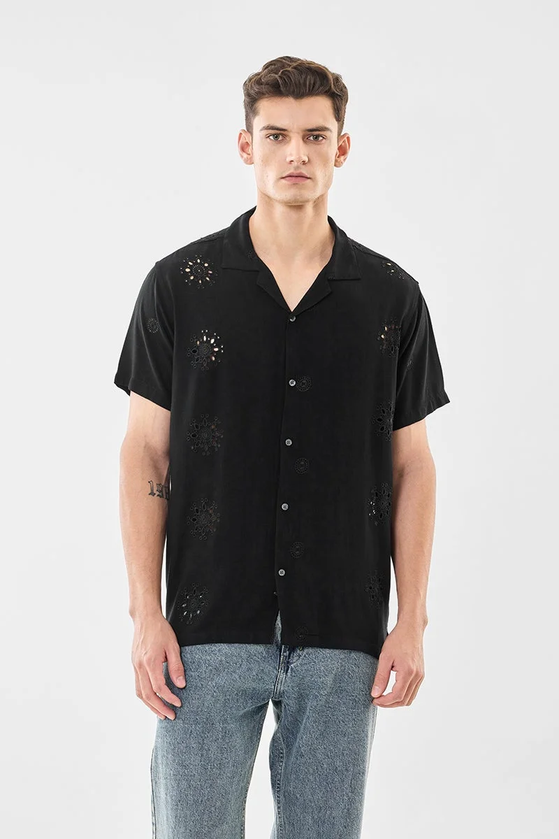 سنيتش Black Embroidered Half Sleeve Boxy Shirt