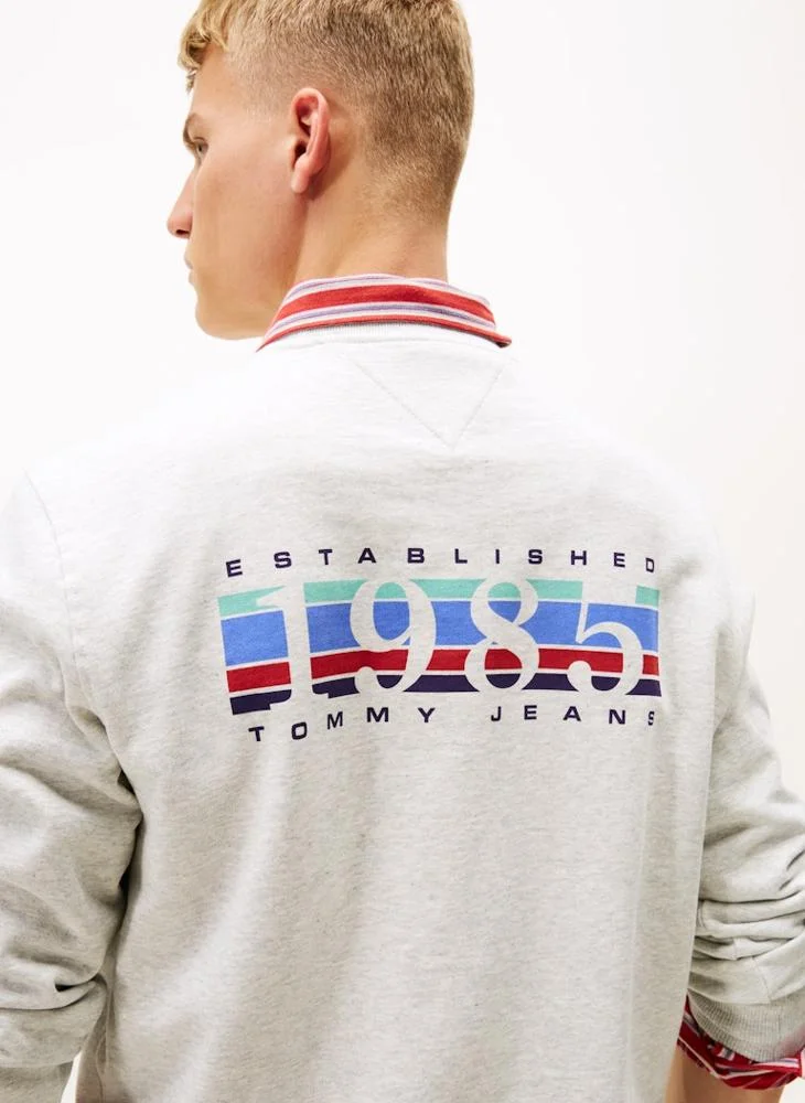 TOMMY JEANS  Regular Entry Dna Play Sweatshirt for Men | Best Price UAE