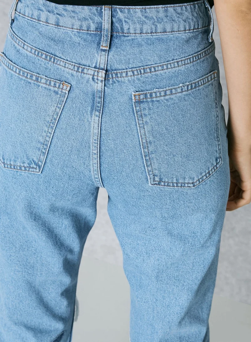 TOPSHOP Applique Ripped Mom Jeans