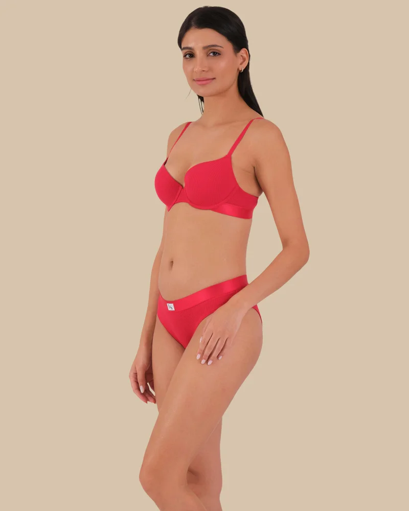 لا سينزا حمالة صدر La Senza حمراء وافل ديمي