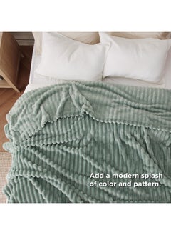 Bedsure Bedsure King Size Blanket for Bed - Super Soft Cozy Blankets for Women, Cute Large Fleece Blanket for Girls, Sage Green, 108x90 Inches  - Image 5