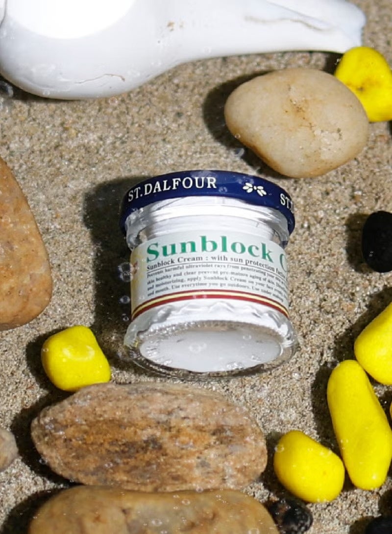 إس تي دالفور كريم سان بلوك سان دالفور SPF 60 PA ++ 30 مل حماية من الشمس وتفتيح وترطيب لجميع أنواع البشرة - Image 4