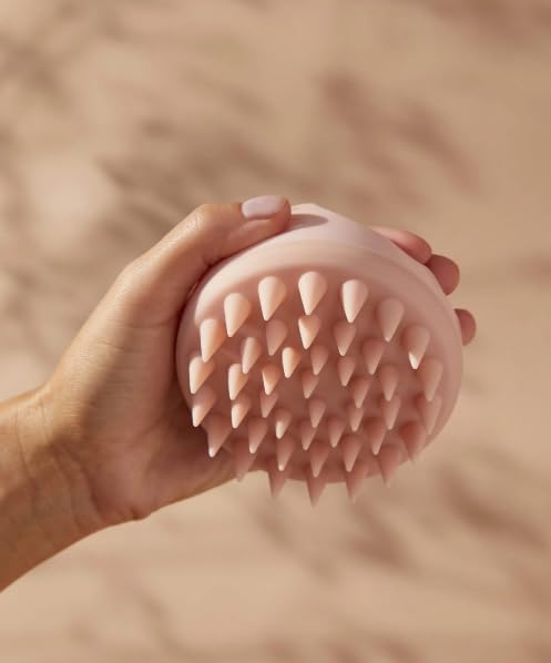 VEGAMOUR GRO Revitalizing Scalp Massager for All Hair Types and Textures - Image 4