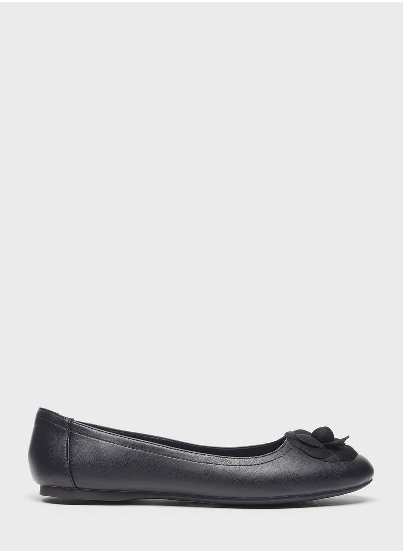 Celeste - Bow Detail Ballerina - Image 1