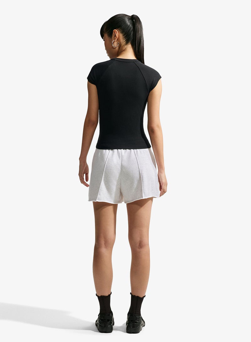 Nike Nsw Chill Knit Ribbed T-Shirt - Image 2
