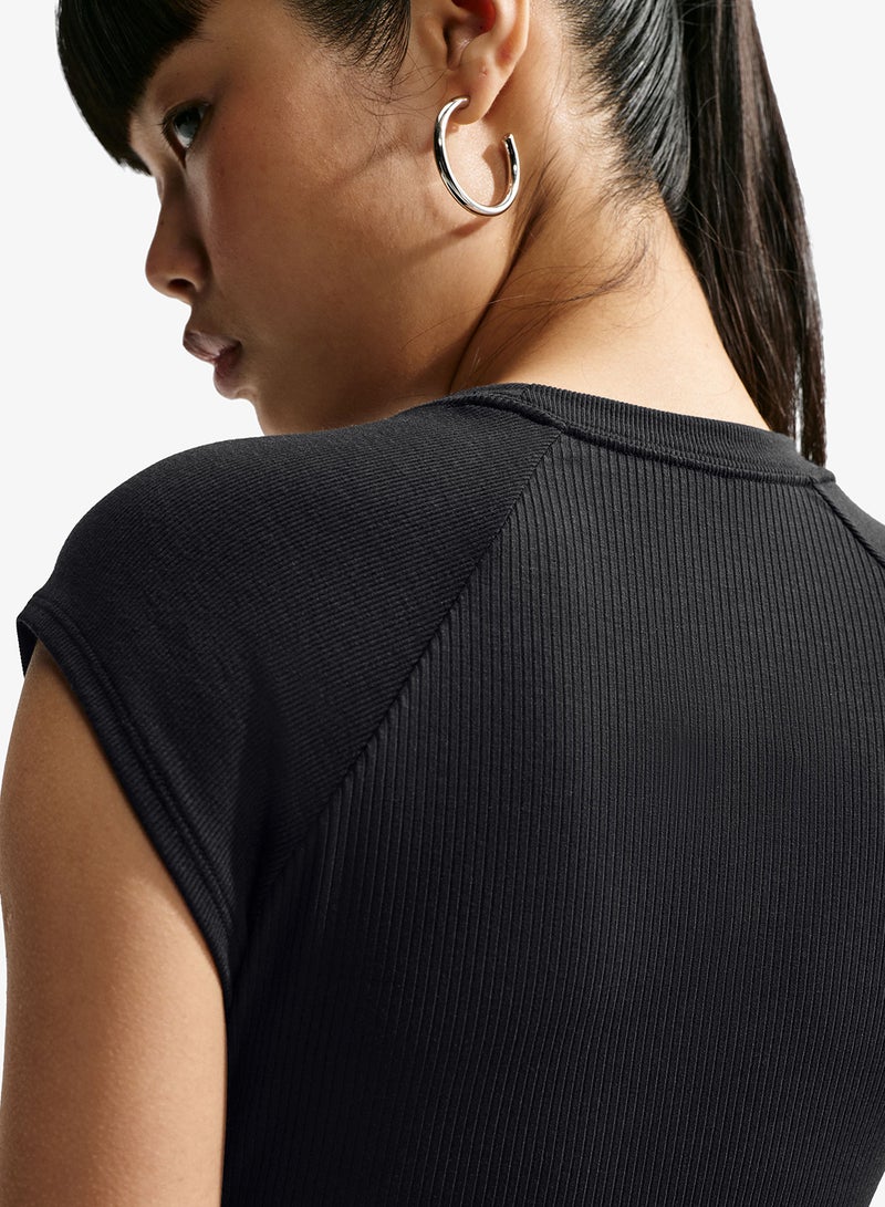 Nike Nsw Chill Knit Ribbed T-Shirt - Image 4