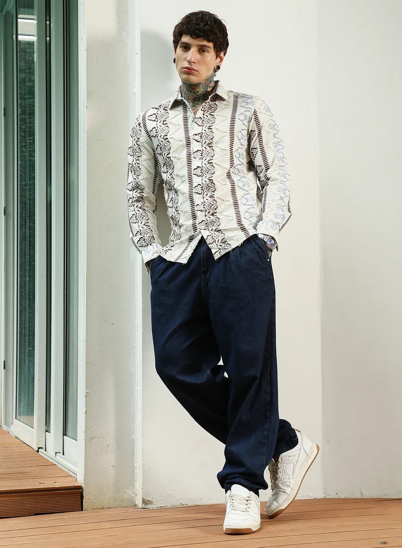Campus Sutra Men's Off White Self Design Cotton-Poly Blend Full Sleeve Shirt