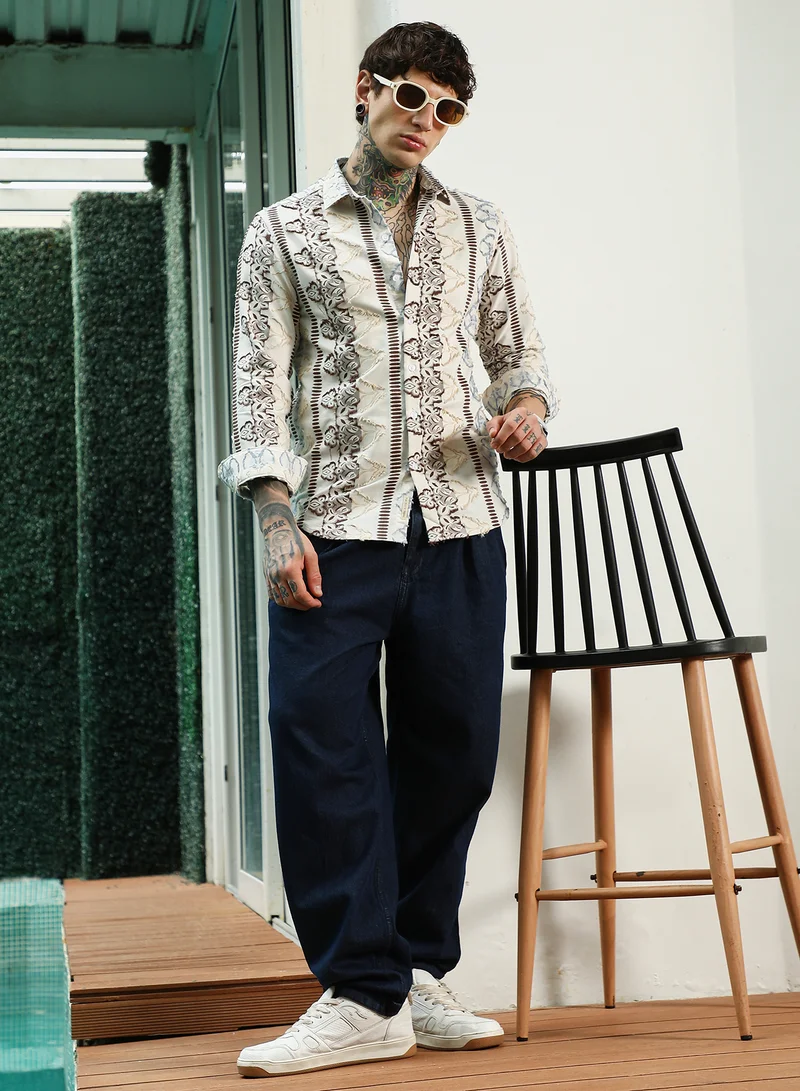 Campus Sutra Men's Off White Self Design Cotton-Poly Blend Full Sleeve Shirt