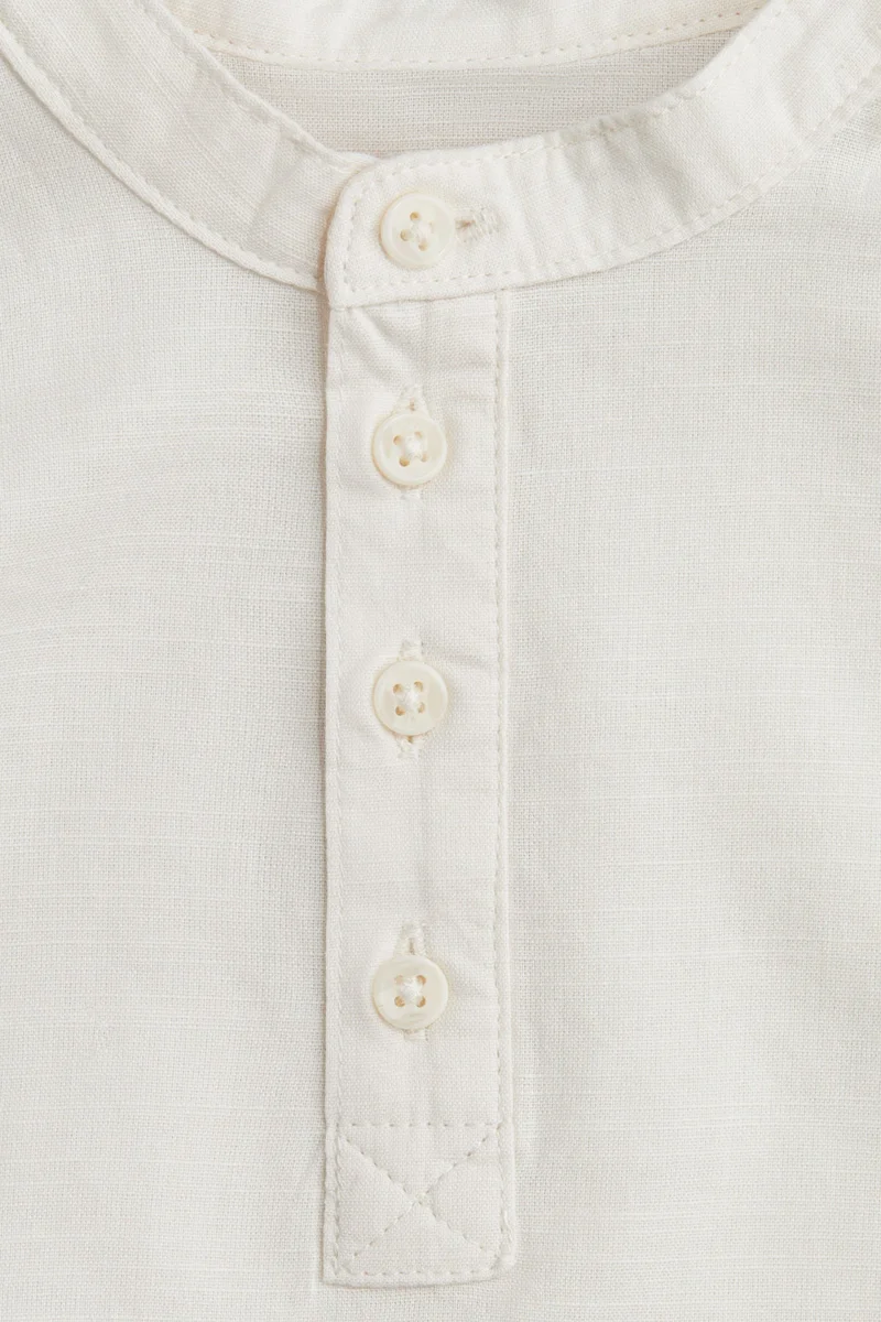 اتش اند ام قميص قطني بقبة بدون طية