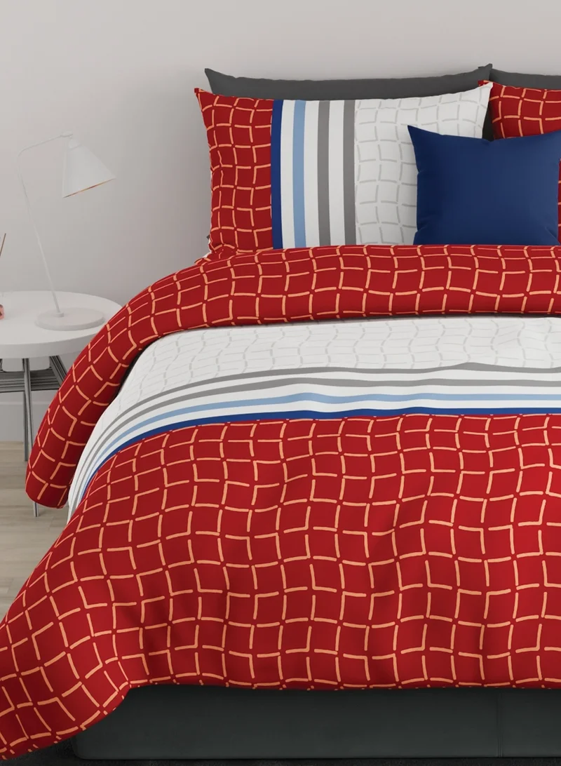 UNITED COLORS OF BENETTON United Colors of Benetton Rainbow 210 TC Super King Bedsheet with 2 Pillow covers Maroon