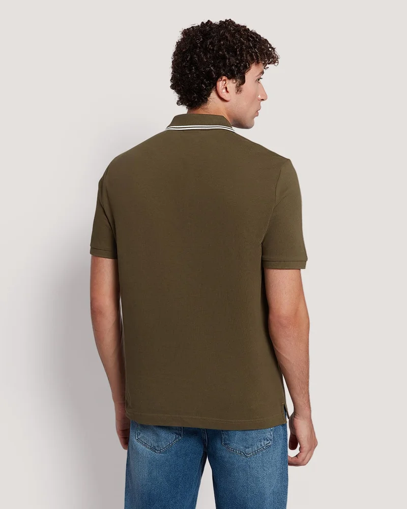 غانت قميص بولو رجالي بأكمام قصيرة وياقة مخططة من غانت