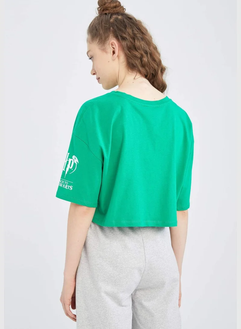 ديفاكتو Oversized Short Sleeve Harry Potter Print Crop Top