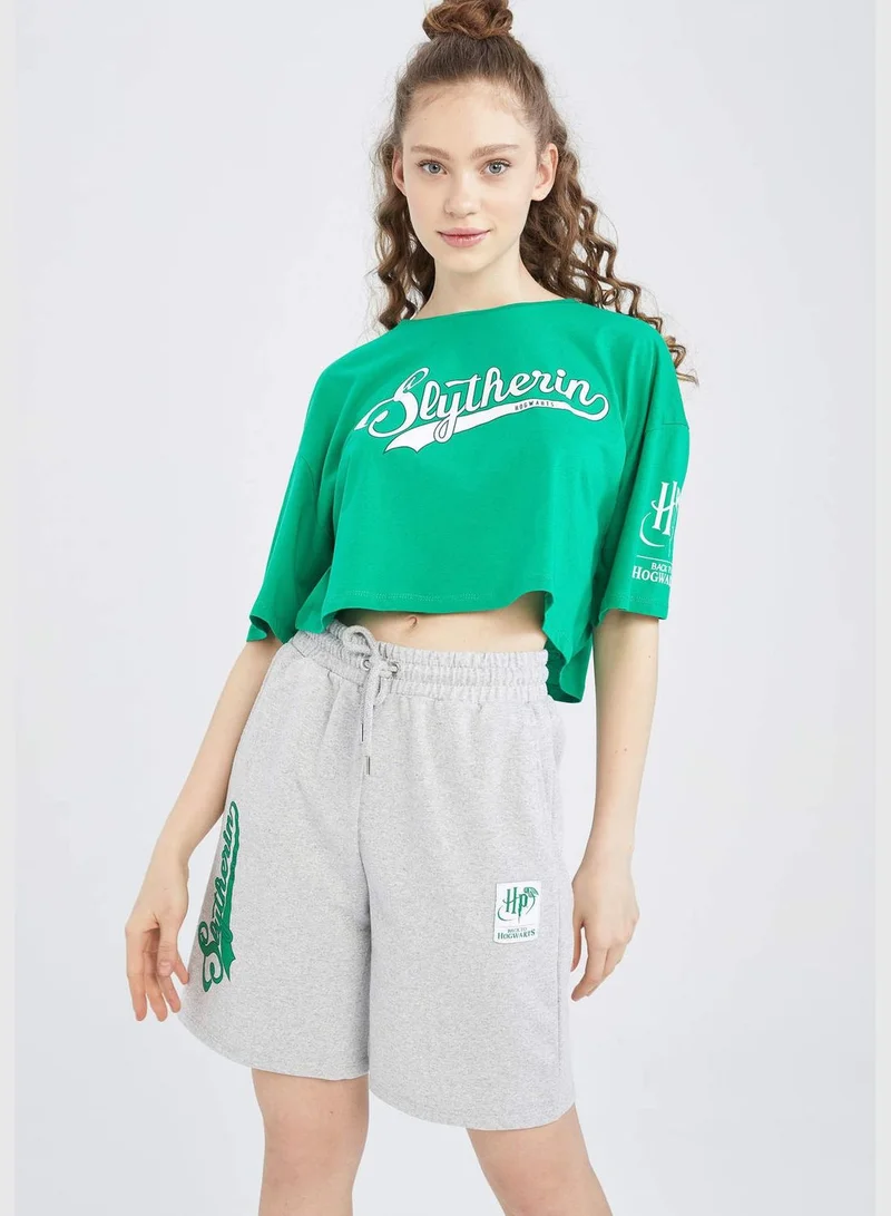 ديفاكتو Oversized Short Sleeve Harry Potter Print Crop Top