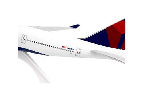 Daron مجموعة بناء نموذج طائرة ديرون سكاي ماركس دلتا 747-400 مع العجلات، مقياس 1/200، أبيض - Image 3