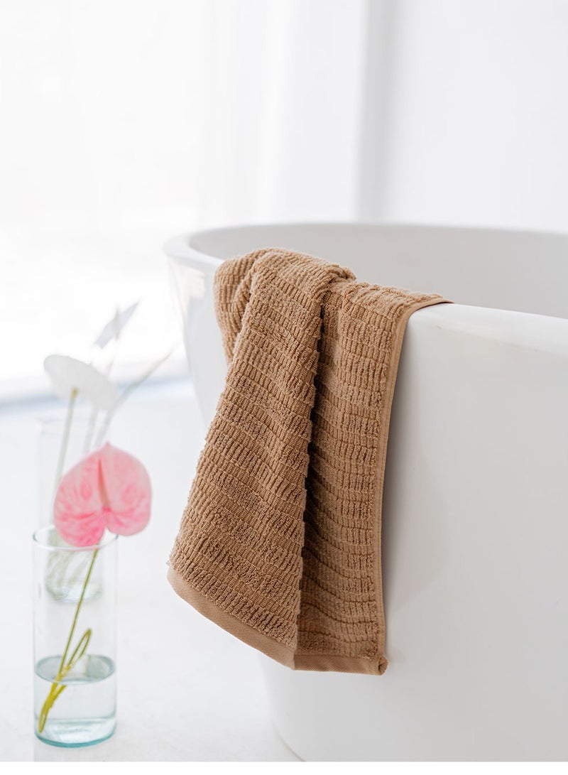 More cottons  منشفة ديلايت جاكار 600 جرام لكل متر مربع 50*100 سم  - Image 1