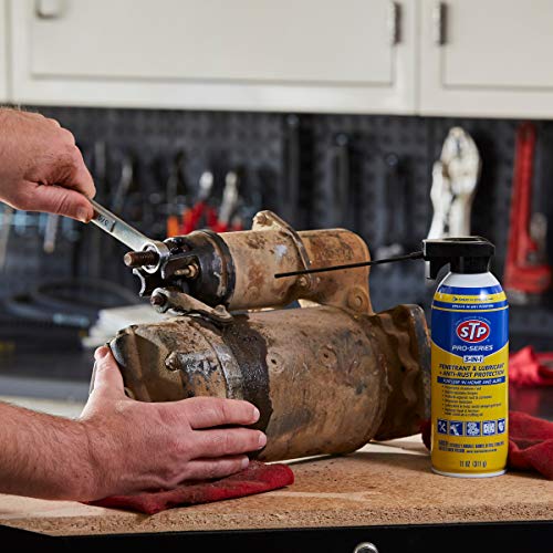 STP Pro Series Car Rust Remover, 3-in-1 Lubricant and Penetrant for Home, Cars and Truck, 11 Oz, STP - Image 4