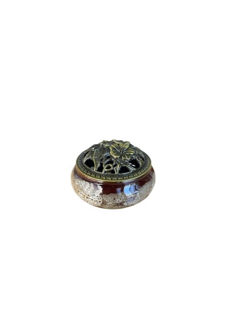 A luxurious design for an incense burner with an elegant and attractive appearance, made from high-quality ceramic