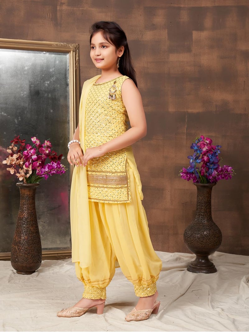 aarikka Aarika Girls Ethnic Wear Yellow Colour Sequin Embroidery Lace Work Georgette Kurti Patiala Set (4-10 Years) - Image 2
